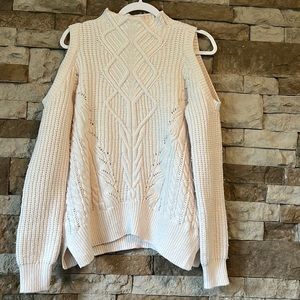Rachel Roy Cream Cold Shoulder Sweater Size Large